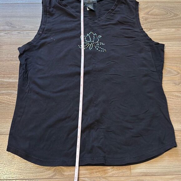Banana Republic Stretch Cotton Black Tank Top Size Large with Bedazzled Flower o - Picture 6 of 7